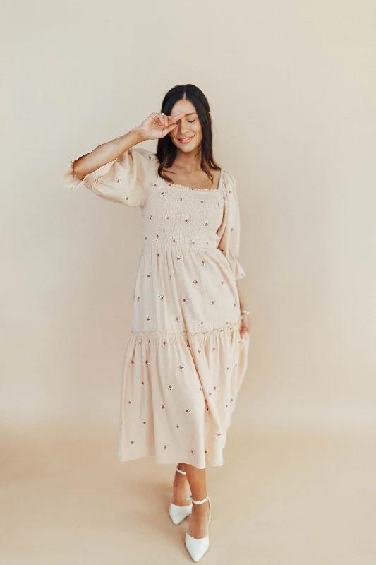 Nova Embroidered Maxi in Blush