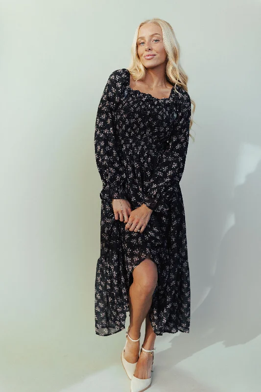 Lissa Floral Maxi in Black