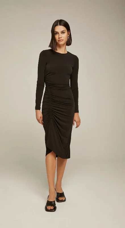 Twist Front Ruched Dress in Black