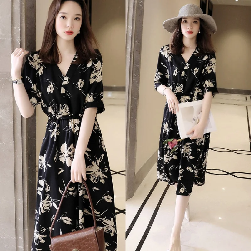 Plus Size Korean Monochrome Floral Wrap V Neck Midi Dress