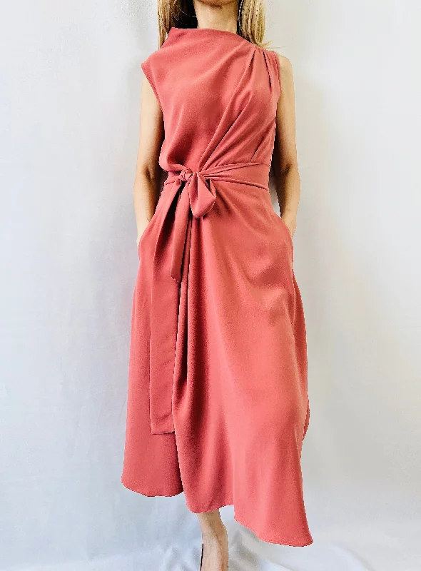 Avery Dress in Red bean