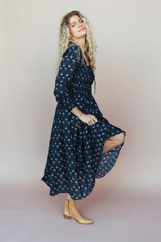 Hannah Floral Maxi in Navy