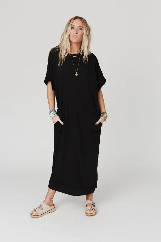 The Nest Laurel Short Sleeve Maxi Dress - Black